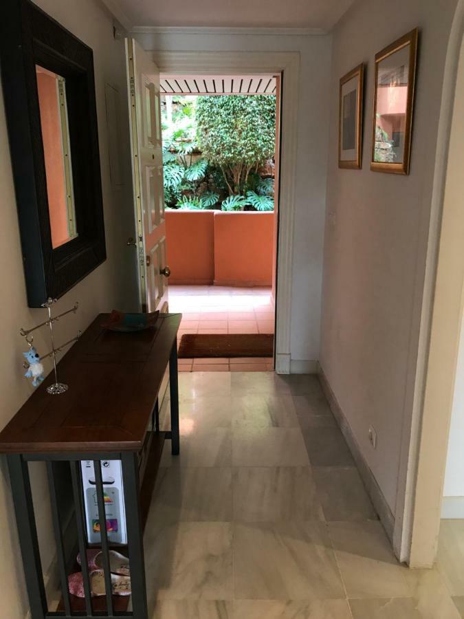 Cabopino And Golf Getaway Apartemen *