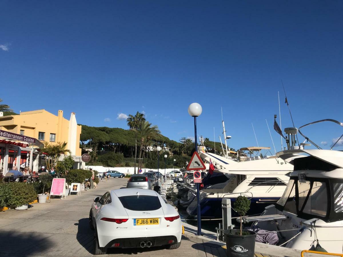 Apartemen Cabopino And Golf Getaway Marbella