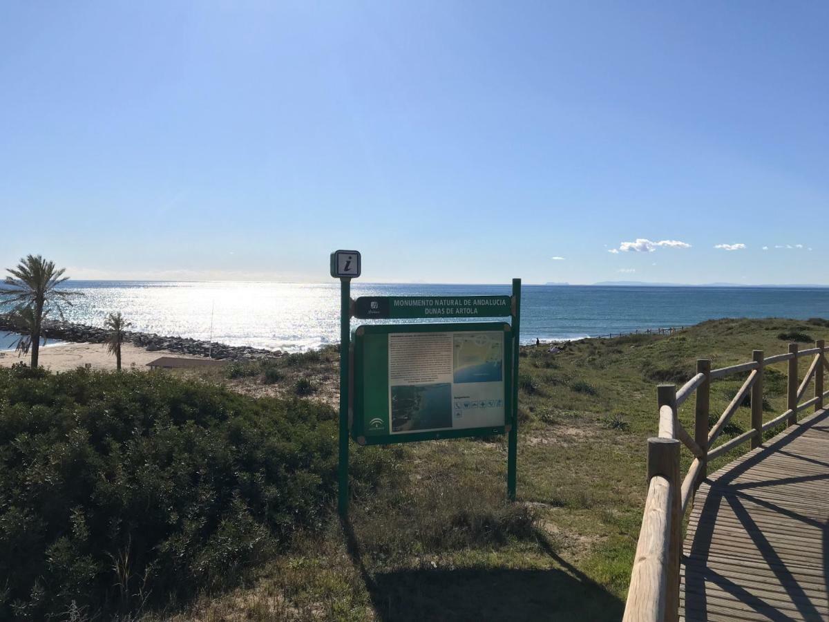 Cabopino And Golf Getaway Apartemen